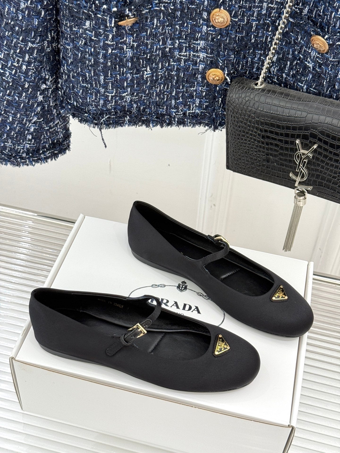 PRADA 25S BALLERINAS IN BLACK SATIN