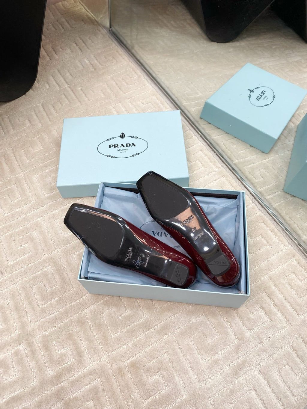PRADA MARY JANE FLATS SQUARE TOE IN BURGUNDY RED PATENT SHEEPSKIN