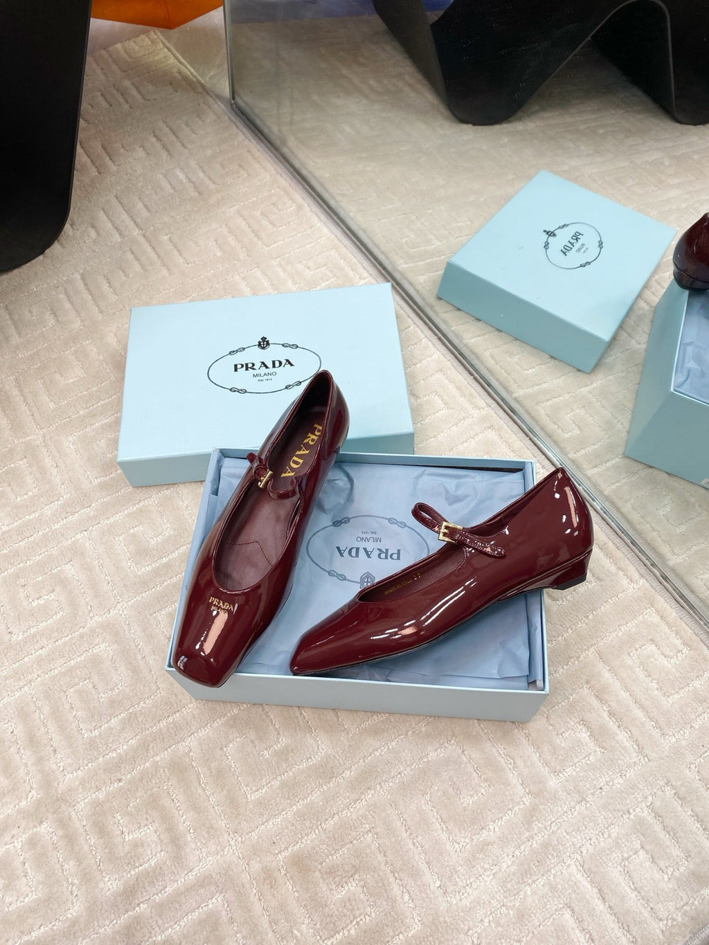 PRADA MARY JANE FLATS SQUARE TOE IN BURGUNDY RED PATENT SHEEPSKIN