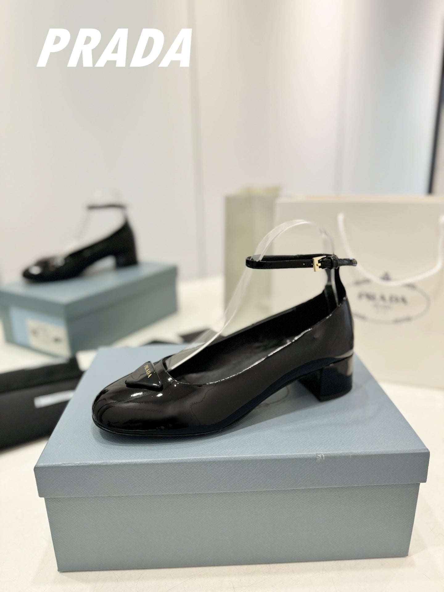 PRADA NAPPA MARY JANE PUMPS GLOSSY BLACK LAMBSKIN