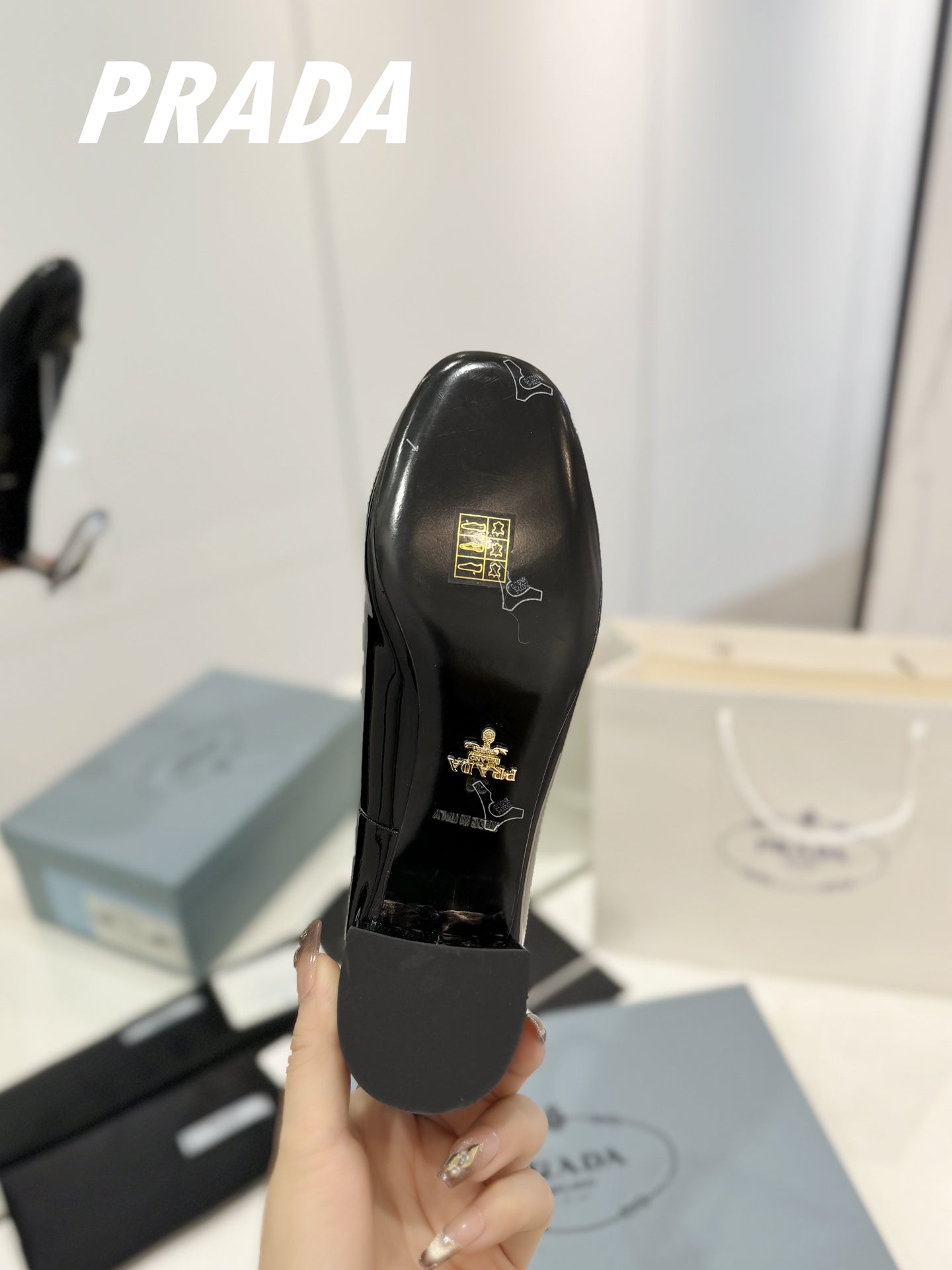 PRADA NAPPA MARY JANE PUMPS GLOSSY BLACK LAMBSKIN