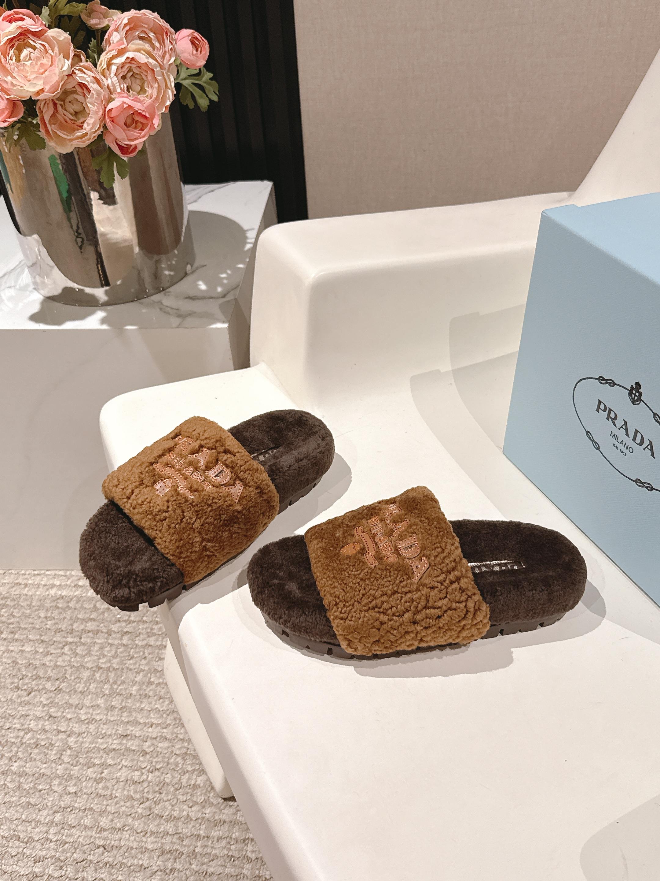 PRADA 25S FLAT MULES IN RK BROWN RABBIT FUR